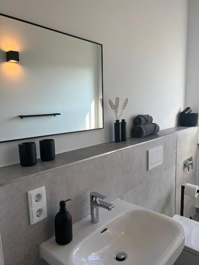 Apartmenthaus Sassnitz Zum Stadthafen Apartment 10 Ngoại thất bức ảnh